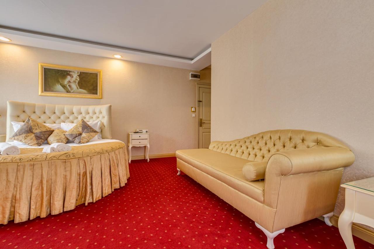 Twins Hotel