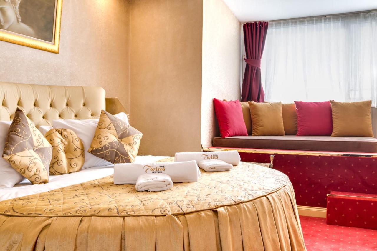 Twins Hotel